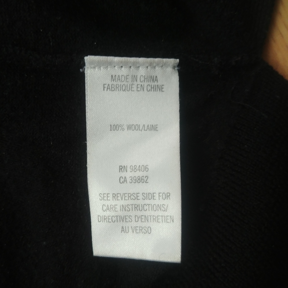 Wool Black Roundneck Fitted Theory Sweater w/ Side Slits - XS/P/TP - Picture 4 of 4